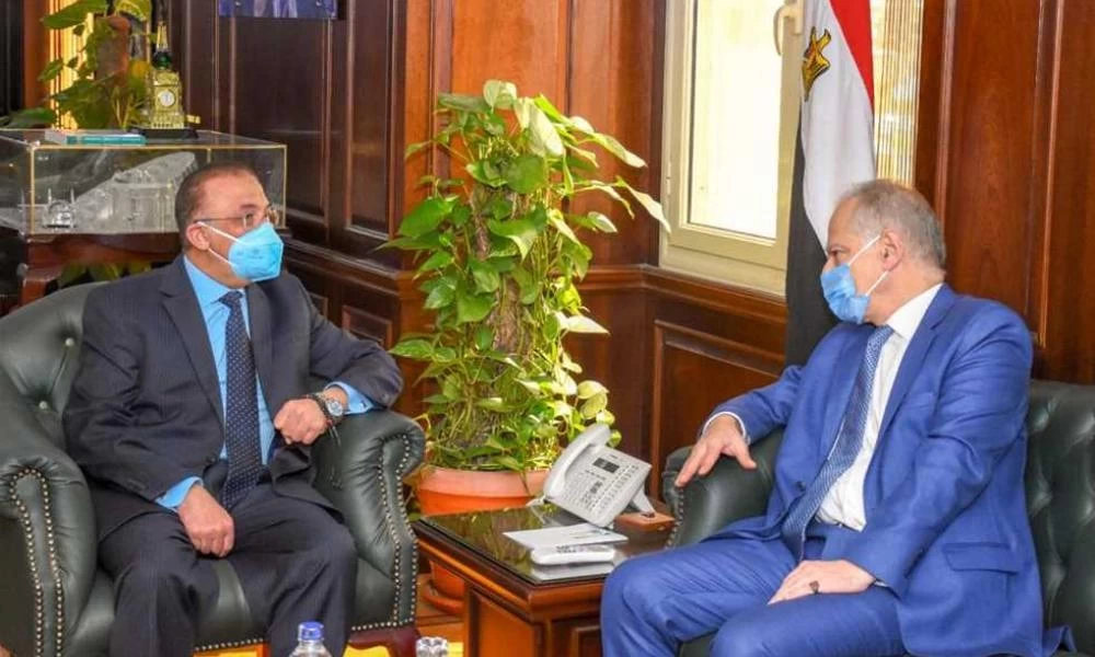 Θέρμη υποδοχή στον Έλληνα πρέσβη από τον κυβερνήτη της Αλεξάνδρειας